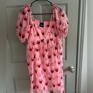 Disney dress!! Size large!